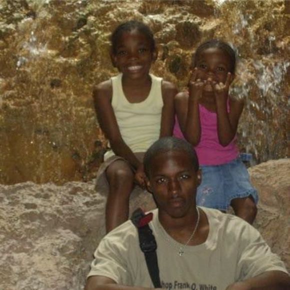 Meet your Posher, Jade - Picture 1 of 1